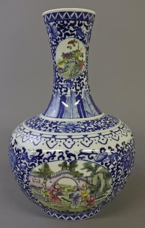 Chinese blue and white porcelain vase