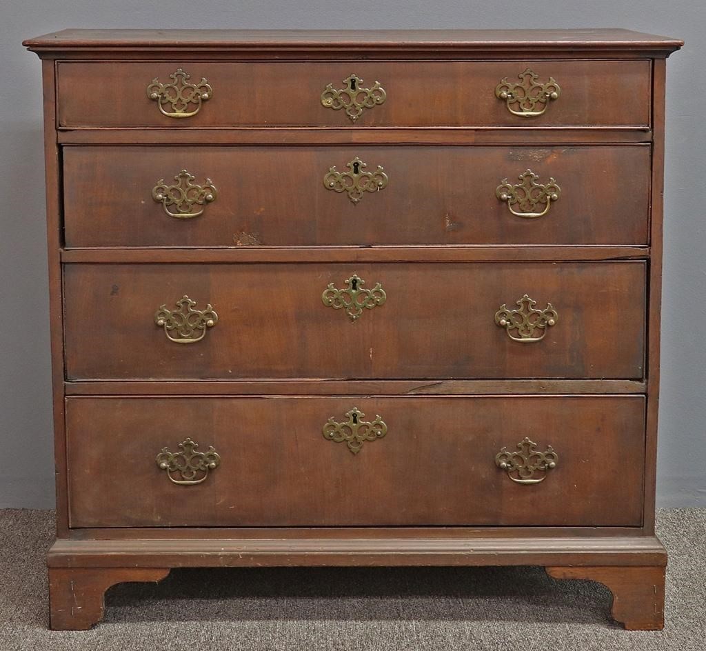 Mahogany chest of drawers, 19th c.,
