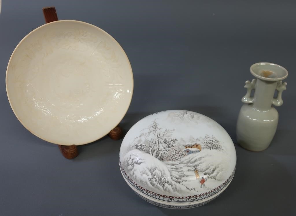 Grouping of Chinese porcelain to 3114cc