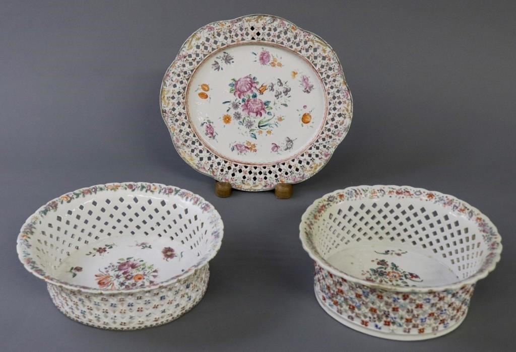 Two Chinese porcelain oval fruit 311745