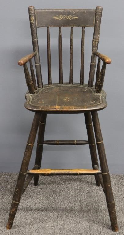 Painted Windsor high chair circa 3117e5