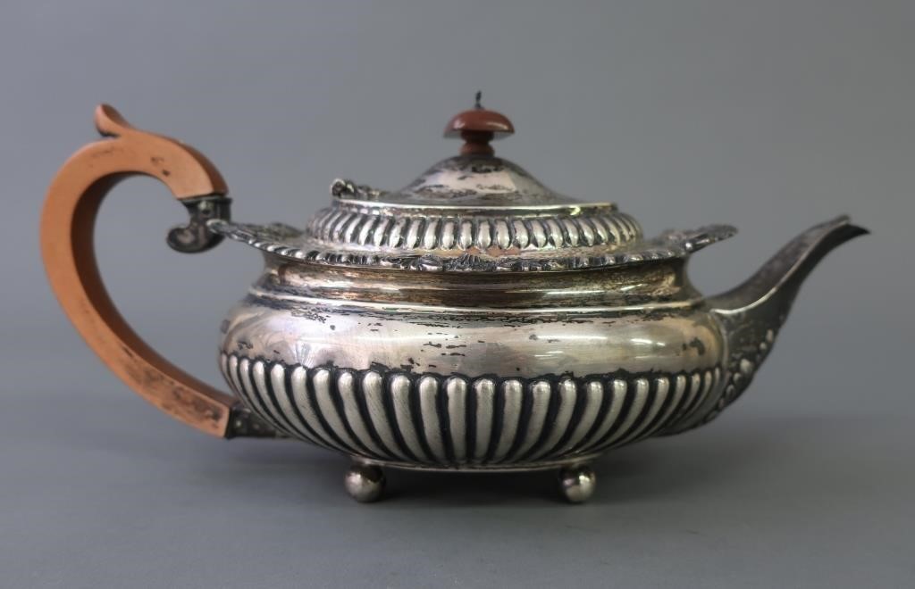 English silver teapot, hallmarked, with