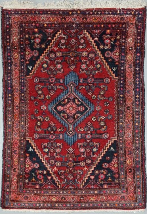 Persian hall carpet with blue-outlined