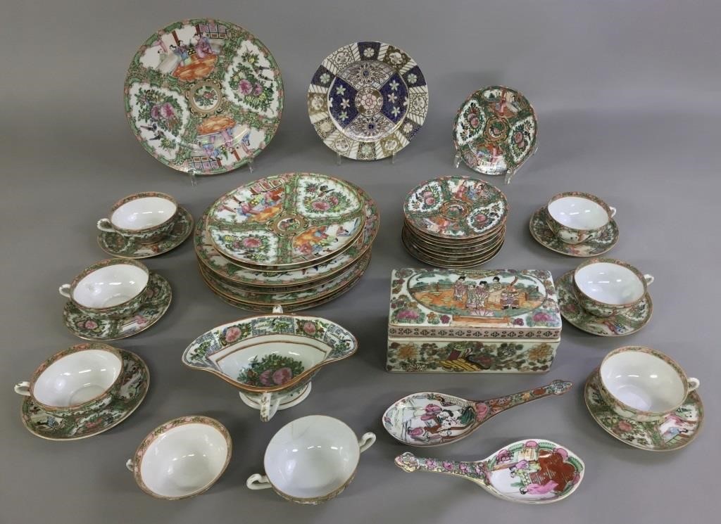 Rose Medallion tableware, to include