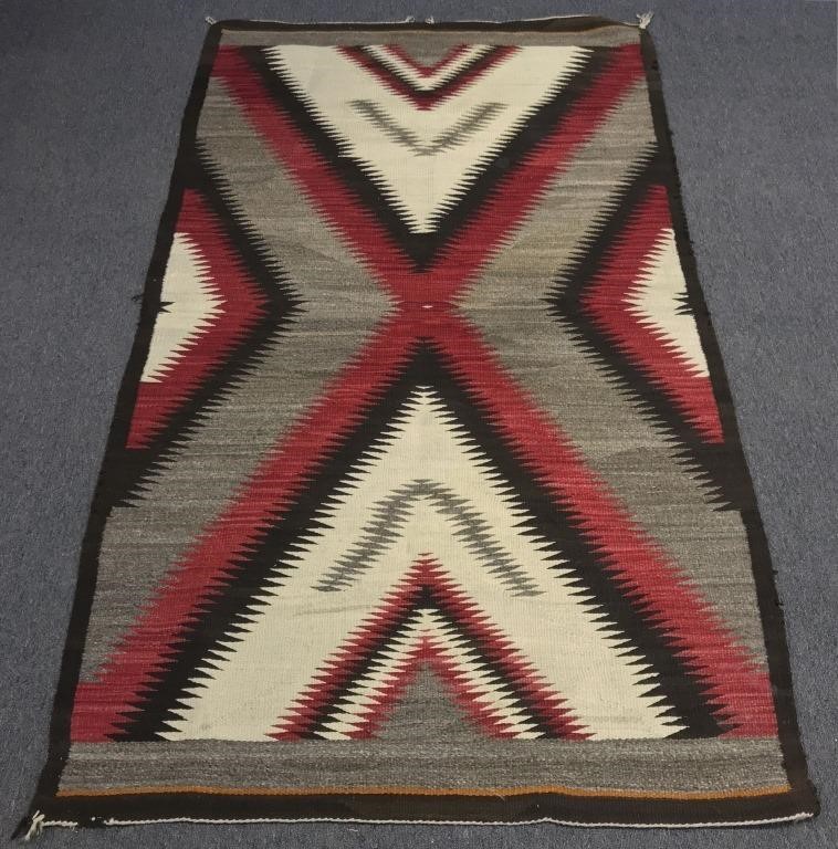 Large Navajo eye dazzler rug, 5'4"