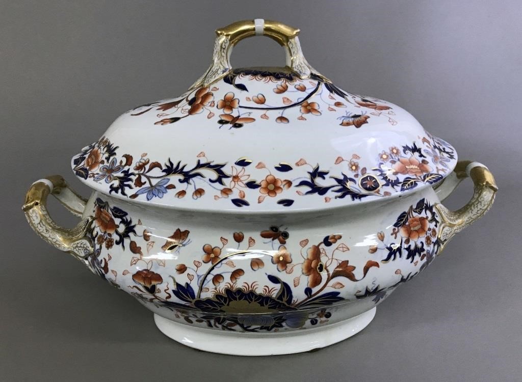 Large Spode "Imari" pattern tureen,