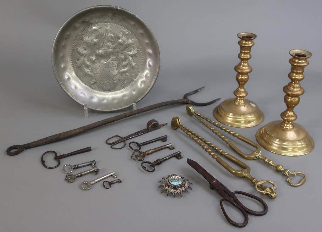Grouping of metalware to include