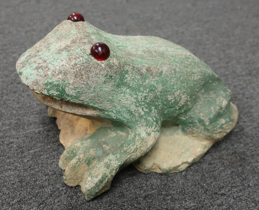 Cast stone Pfaltzgraff frog, 8"h