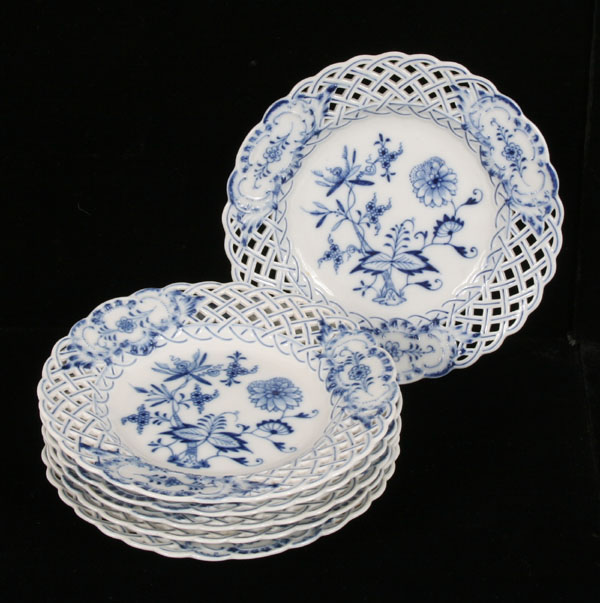Six Meissen Blue Onion porcelain 4e92c