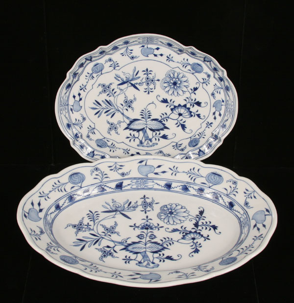 Meissen porcelain blue onion tray 4e939