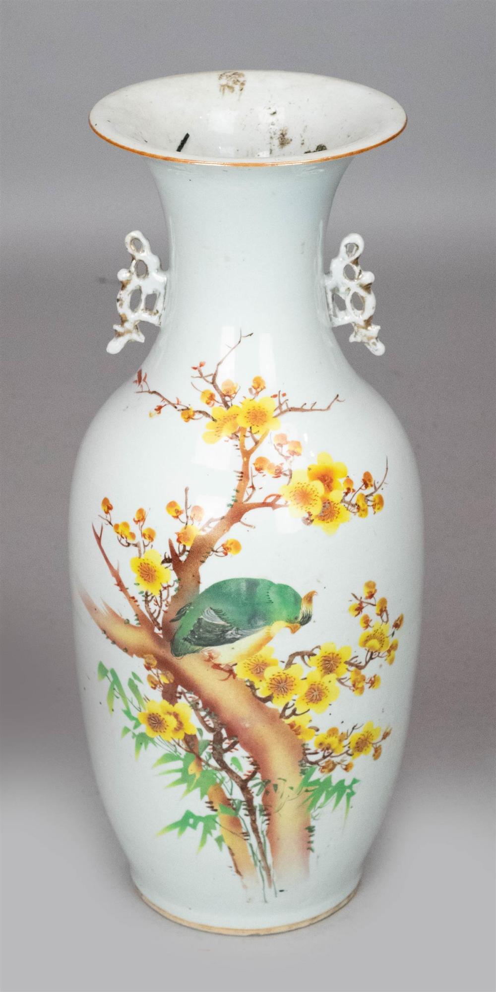 CHINESE VASE WITH BIRDS ON FLOWERING