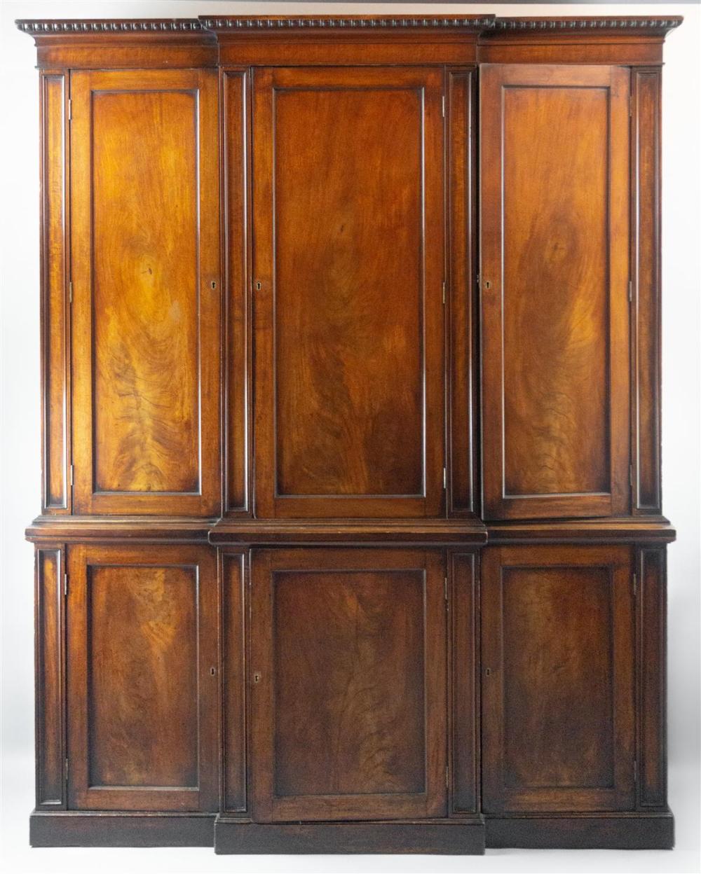 ENGLISH MAHOGANY LIBRARY CABINET  311f74