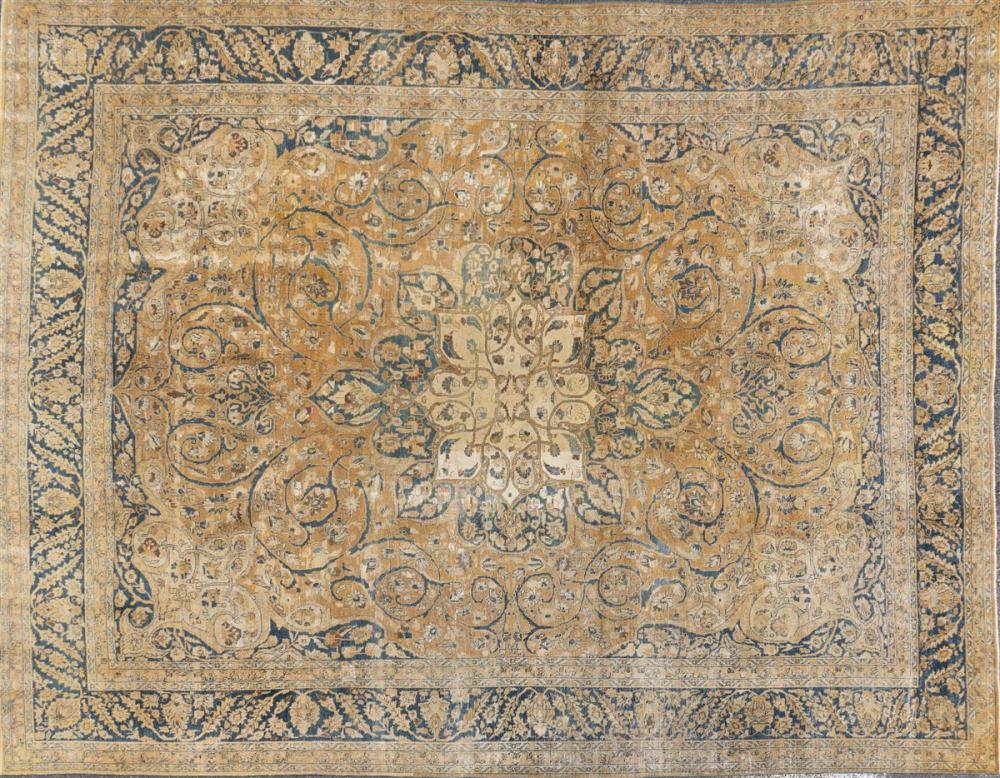 LARGE TABRIZ WOOL RUGLARGE TABRIZ