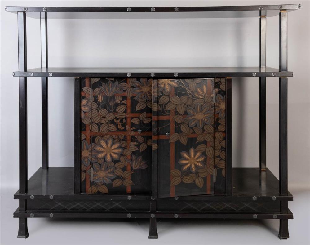 JAPANESE LACQUER PORTABLE DISPLAY