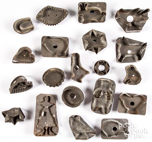 TWENTY TIN COOKIE CUTTERS 19TH 31207f