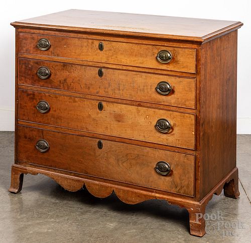 HEPPLEWHITE CHEST OF DRAWERS, CA. 1800Hepplewhite