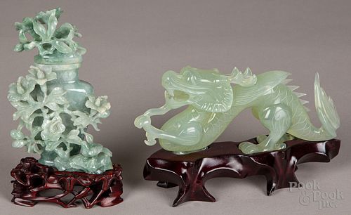 TWO CHINESE JADEITE CARVINGSTwo 30fe25