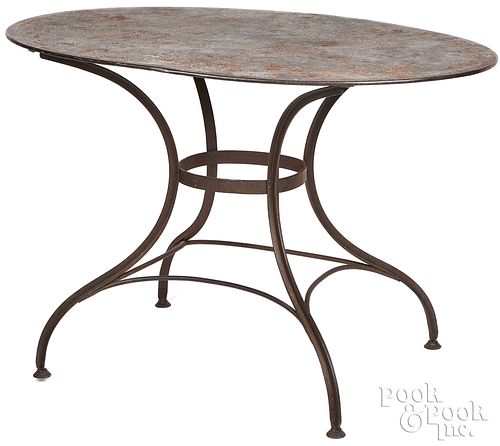 IRON PATIO TABLEIron patio table 31005a