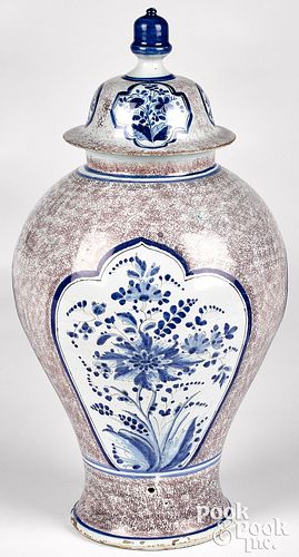 LARGE DELFT URN AND COVER MID 310098