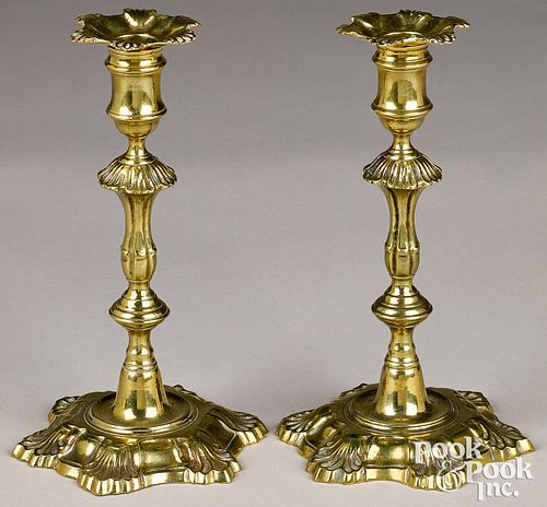 PAIR OF ENGLISH BRASS SIX SHELL 3101b1