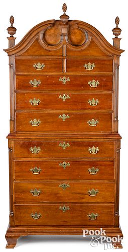 RHODE ISLAND CHIPPENDALE CHEST 31022b