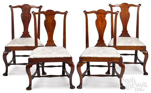 SET OF FOUR QUEEN ANNE MAHOGANY DINING