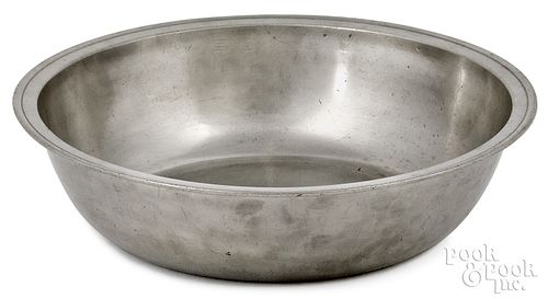 LARGE PHILADELPHIA PEWTER BASIN  310412