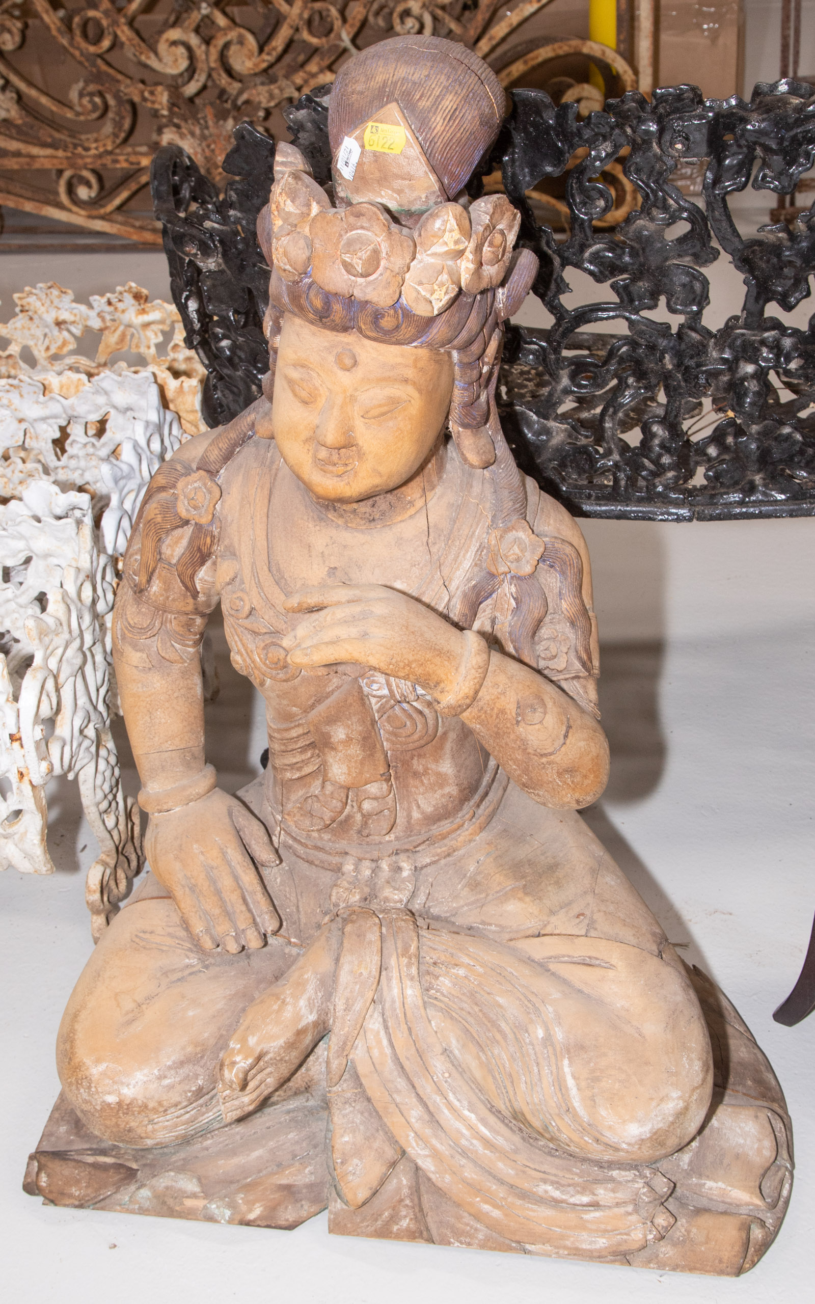 JAPANESE CARVED WOODEN BUDDHA Early