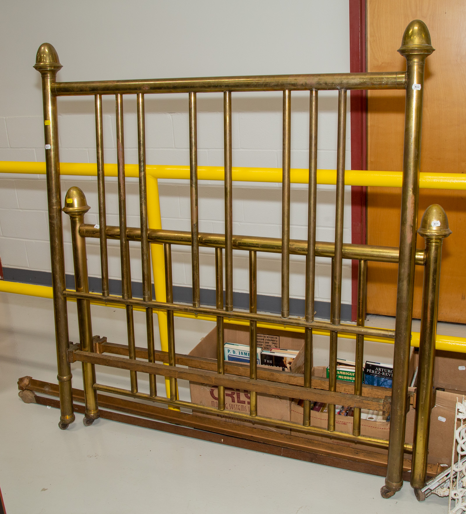 AMERICAN BRASS BEDSTEAD Late 19th century,