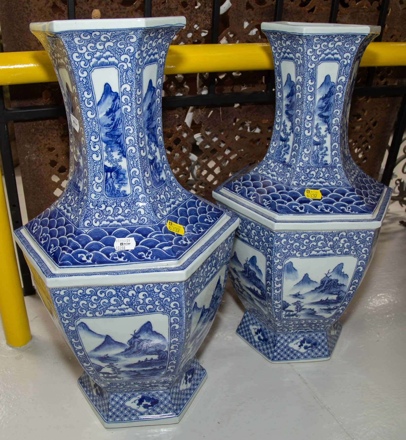 A PAIR OF ASIAN STYLE FLOOR VASES 310596