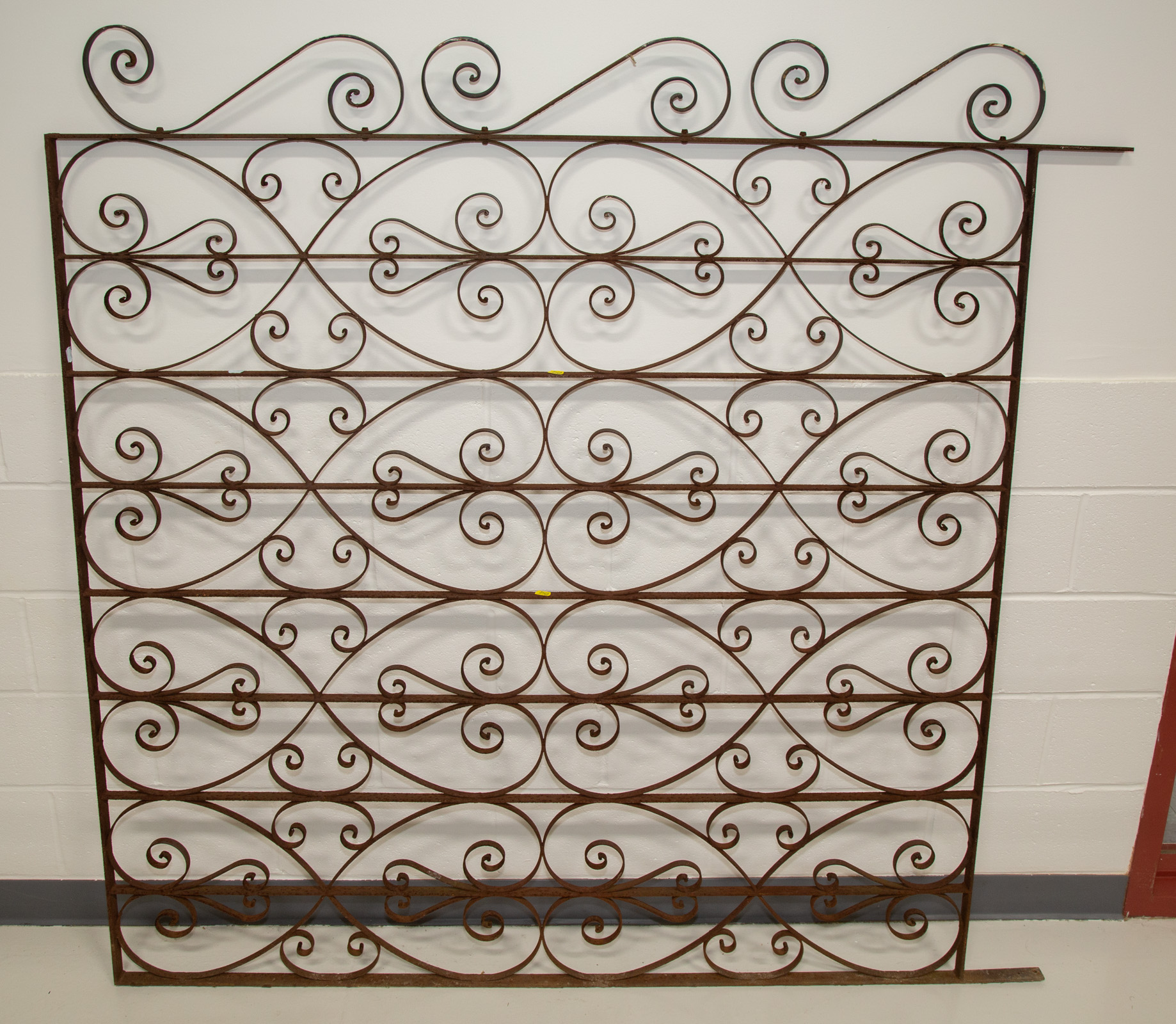 LARGE WROUGHT IRON FENCE SECTION 31059a