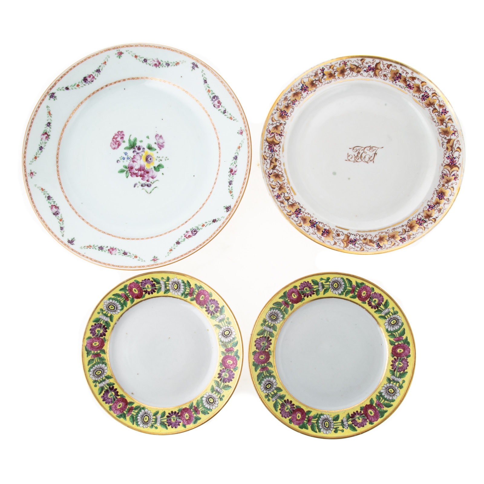 FOUR CHINESE EXPORT PLATES Includes: