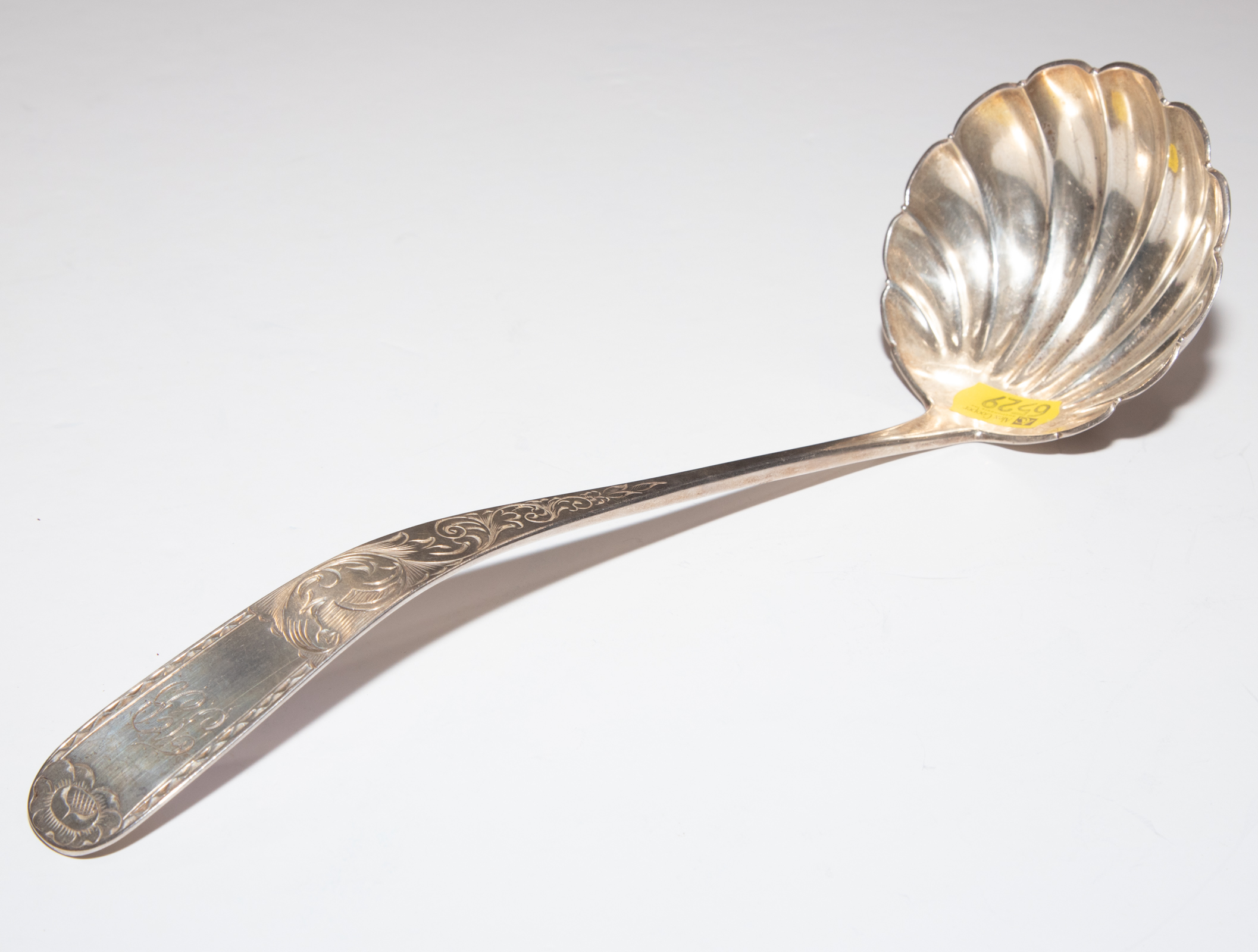 AMERICAN COIN SILVER LADLE Shell-form
