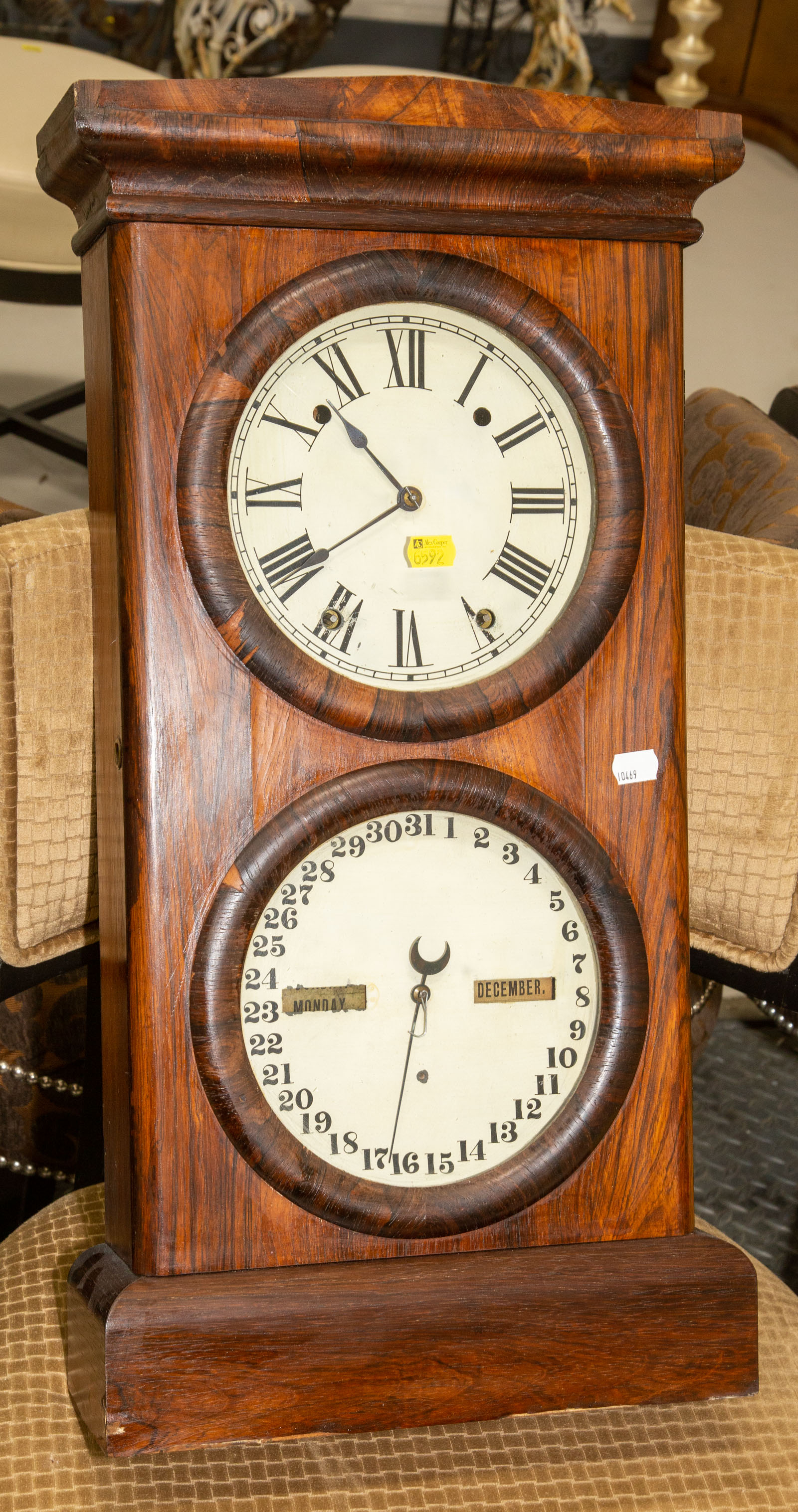 ANTIQUE ROSEWOOD VENEER CALENDAR CLOCK