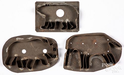 THREE TIN ANIMAL COOKIE CUTTERS  310731