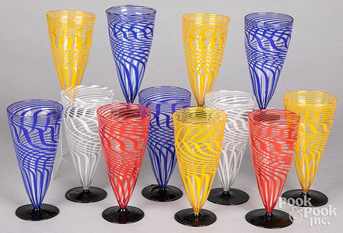 TWELVE SWIRL GLASS CUPSTwelve swirl 310793