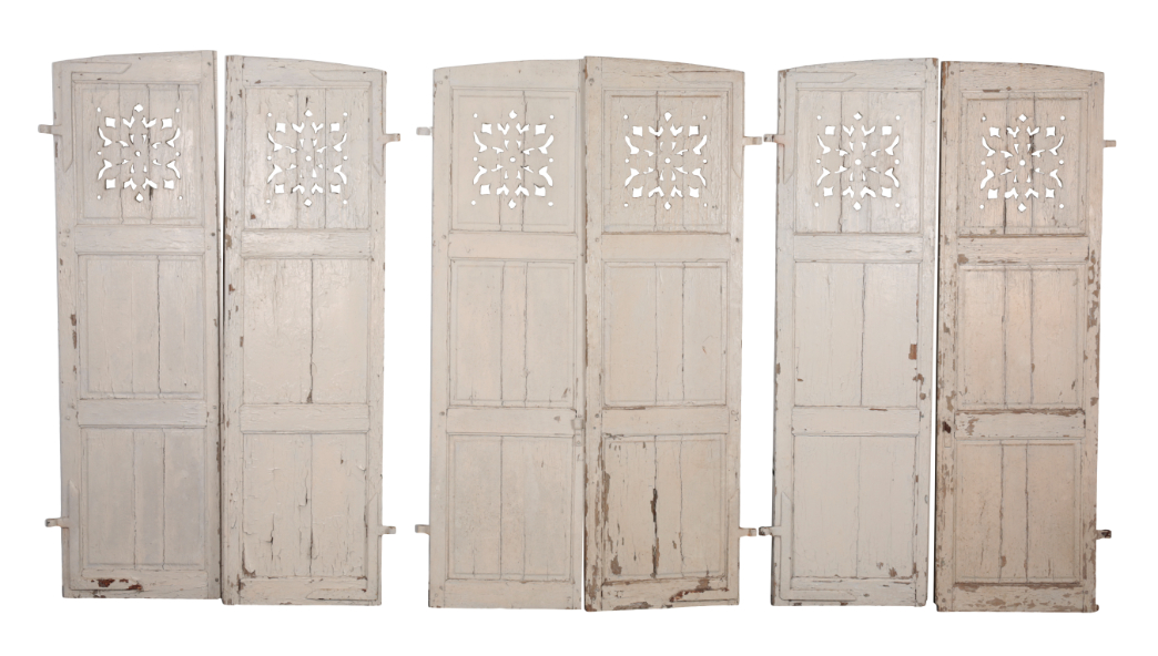 A GROUP OF SIX WHITE PAINTED SHUTTERS 3107d5