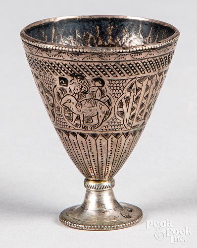 PERSIAN SILVER CUPPersian silver 31086d