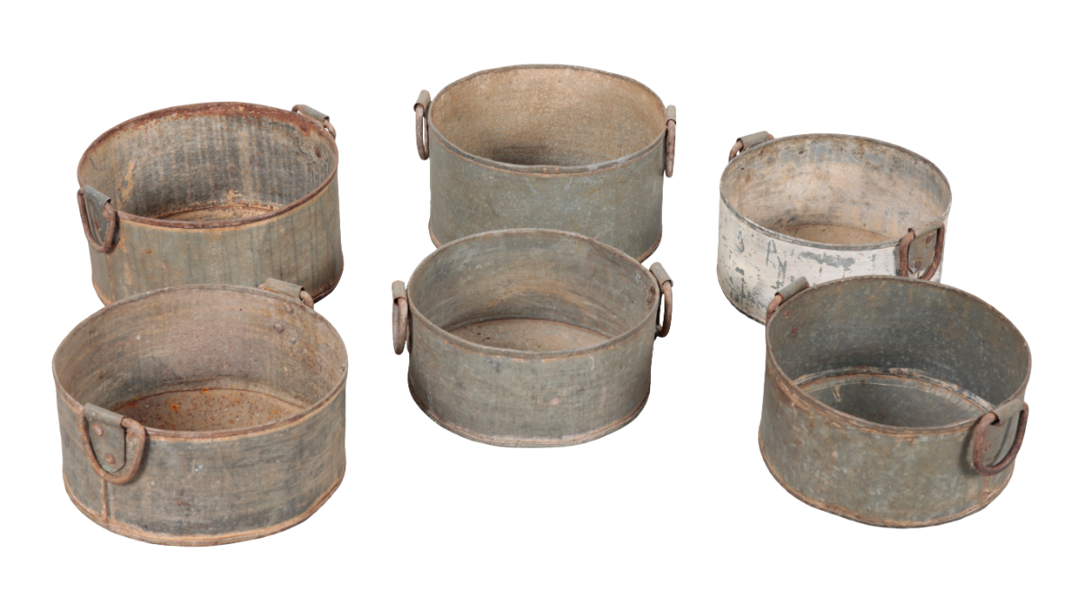 A GROUP OF SIX GALVANISED METAL 310877