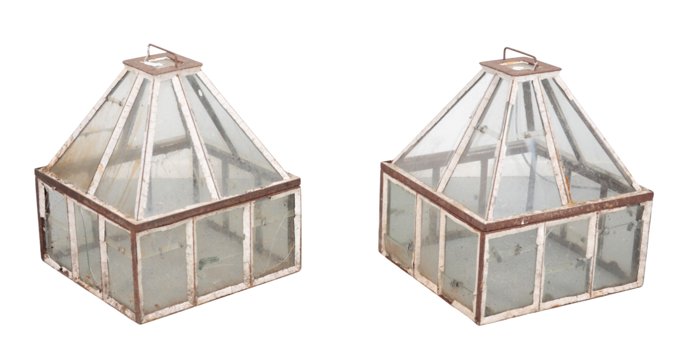 TWO WHITE PAINTED GARDEN LANTERN 31088f