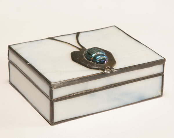 Orient Flume art glass box with 4e74e