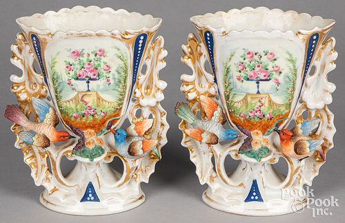 PAIR OF PAINTED PORCELAIN SPILL 31092b