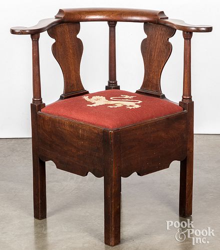 CHIPPENDALE MAHOGANY CORNER CHAIR  310a72