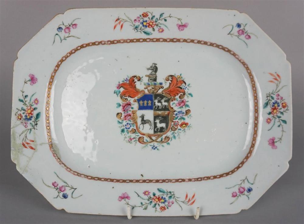 CHINESE EXPORT FAMILLE ROSE ARMORIAL 31333d