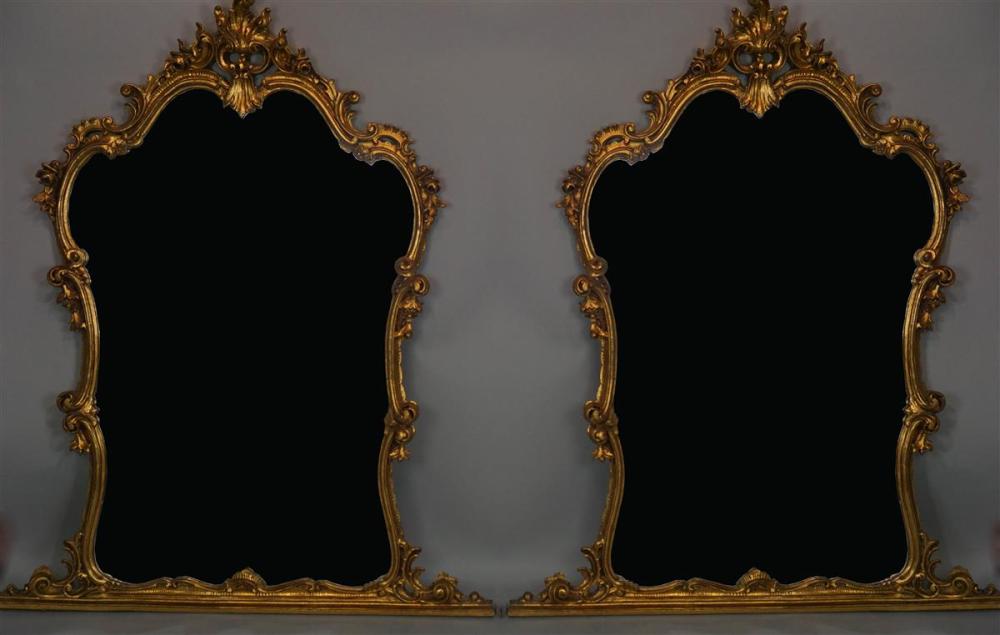 PAIR OF LOUIS XV STYLE GILTWOOD