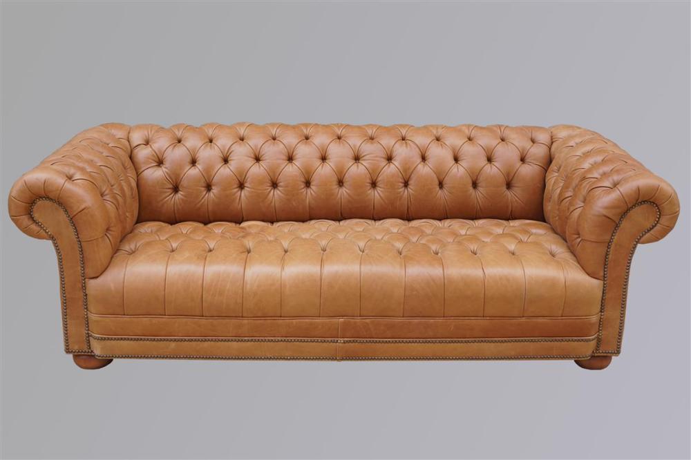 CHESTERFIELD SOFA WITH TUFTED BROWN