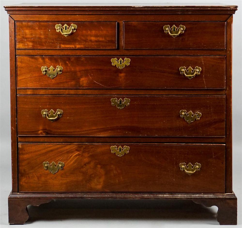 CHIPPENDALE STYLE MAHOGANY CHEST