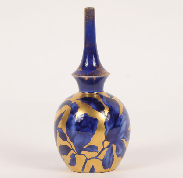 Flow blue vase decorated with iris 4ebec