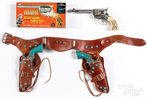 CAP GUNS TO INCLUDE A BOXED MATTEL 313761