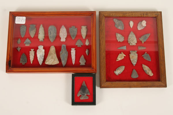 Collection of Native American artifacts  4ec0f